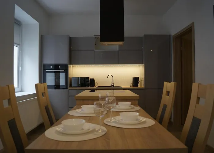 Apartamenty Sokola Blisko Szpital Im M Kopernika, Orientarium Zoo, Atlas Arena, Ec1, Mandoria